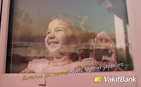 birbirine-guc-vererek-hayati-bayram-yapanlara-reklam-filmi-290x180