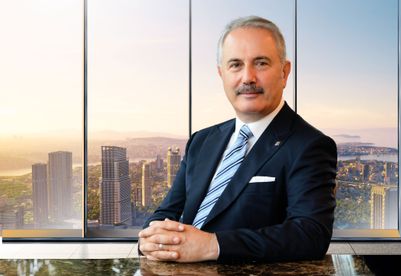 Abdi Serdar ÜSTÜNSALİH